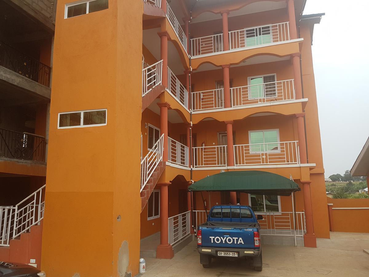 Jostev Hotel Kumasi Luaran gambar