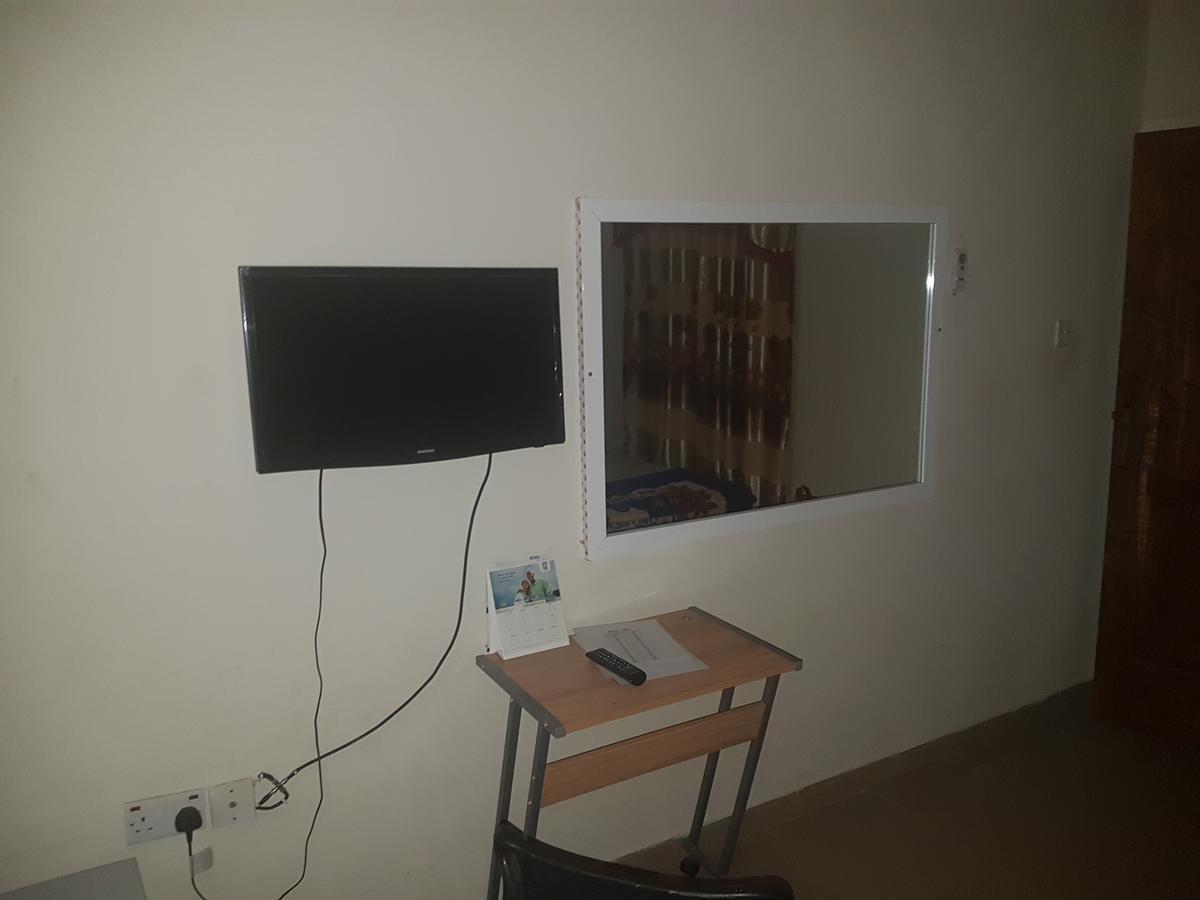 Jostev Hotel Kumasi Luaran gambar