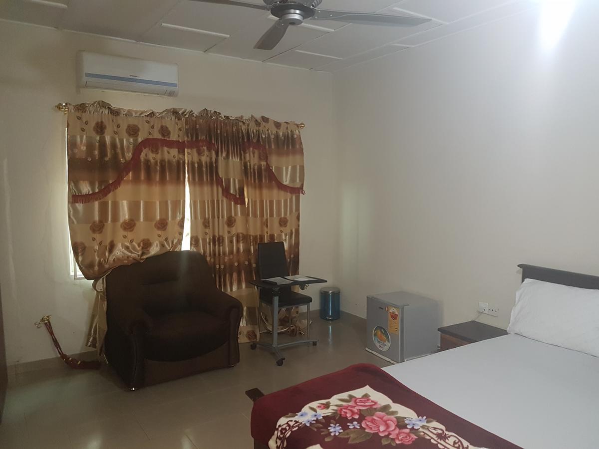Jostev Hotel Kumasi Luaran gambar